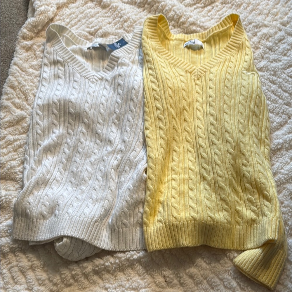 Hollister Cable Knit V-Neck Sweater Set - White and Yellow